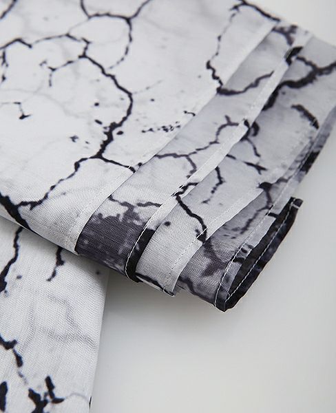 KAGARI YUSUKE.壁布[東京/東神田]