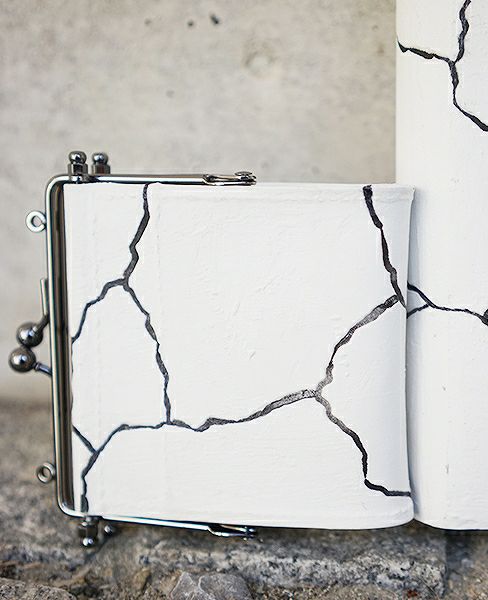 廃盤・未使用 カガリユウスケ 何かのパーツ小銭入れ グレー 廃盤・未使用 カガリユウスケ 何かのパーツ小銭入れ グレー