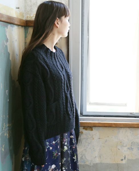 JUN OKAMOTO.アイルランドの馬の蹄みたいなニット