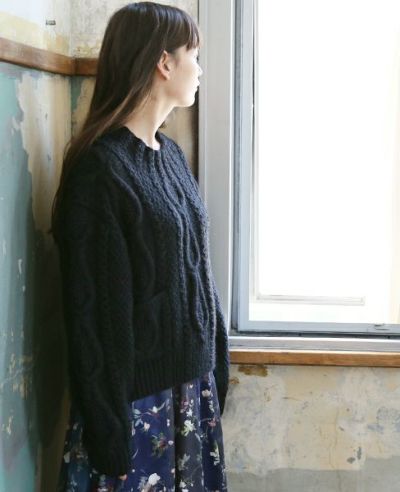 JUN OKAMOTO.アイルランドの馬の蹄みたいなニット