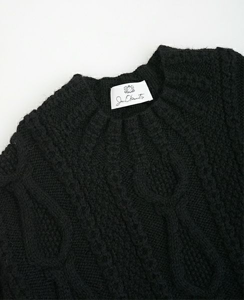 JUN OKAMOTO.アイルランドの馬の蹄みたいなニット