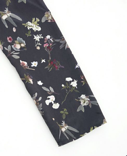 JUN OKAMOTO.小さなブーケで出来たお気に入りのブラウス