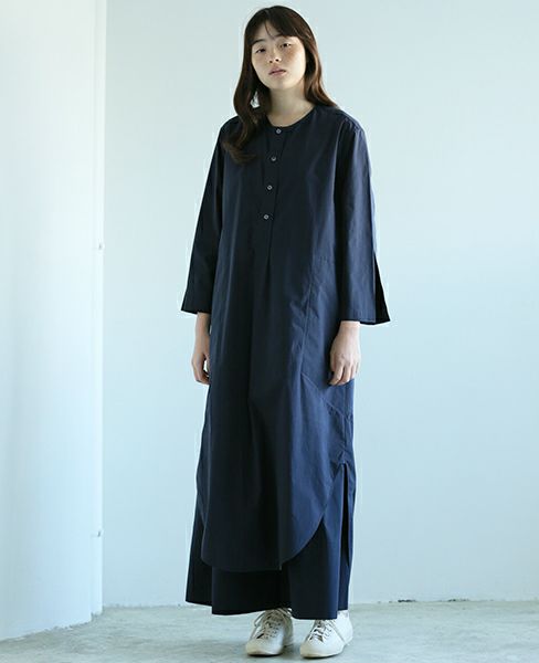 STUDIONICHOLSON.FINE STRIPE SPLIT SLLEVE COLLALESS LONG SHIRT DRESS [TIKI ・SN-315 ART.]