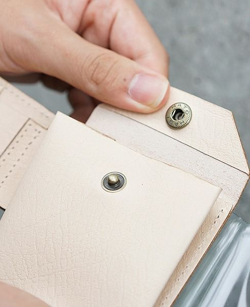 macromauro マクロマウロ.P V L Wallet_