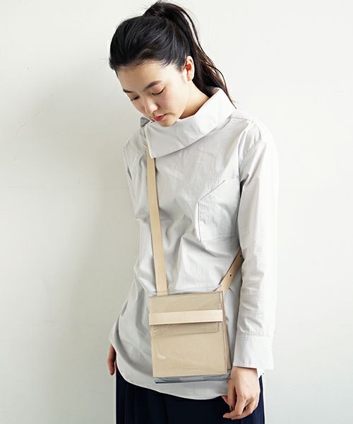 macromauro マクロマウロ.P V L Bag Small_