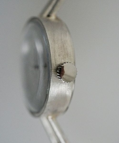 nejicommu SPACE BANGLE M シルバー バングルウォッチ 立体デザイン