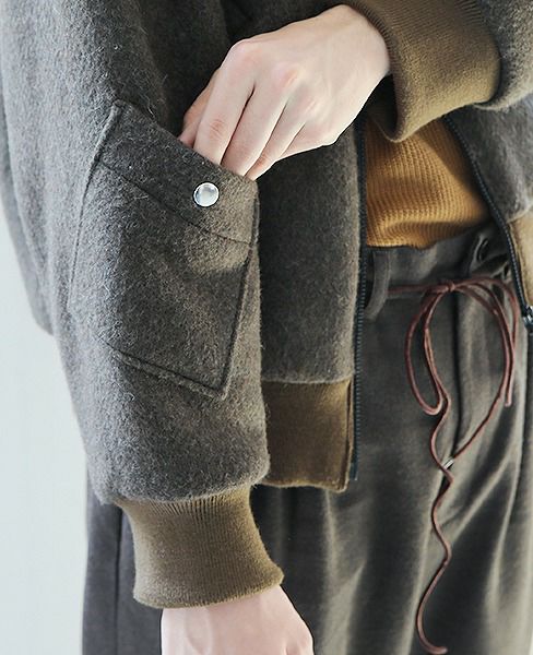 Edwina Hoerl .JACKET[8/EH37J-04/A]_