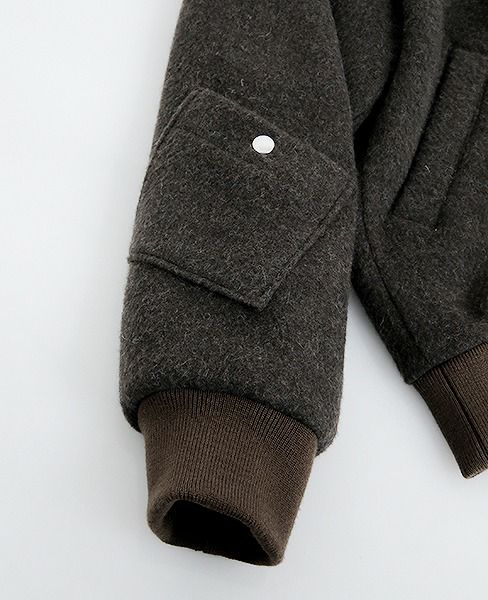 Edwina Hoerl .JACKET[8/EH37J-04/A]_