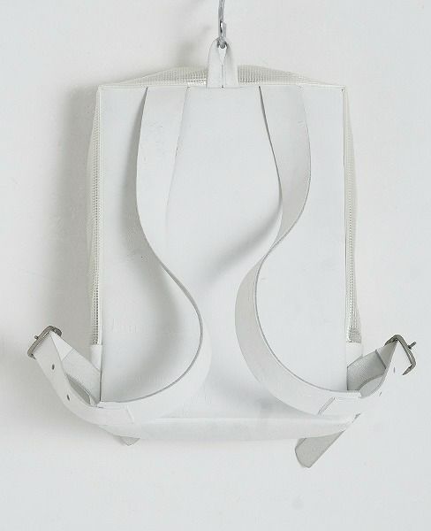 KAGARI YUSUKE.スクエアリュック[w18-05-wh/防炎]