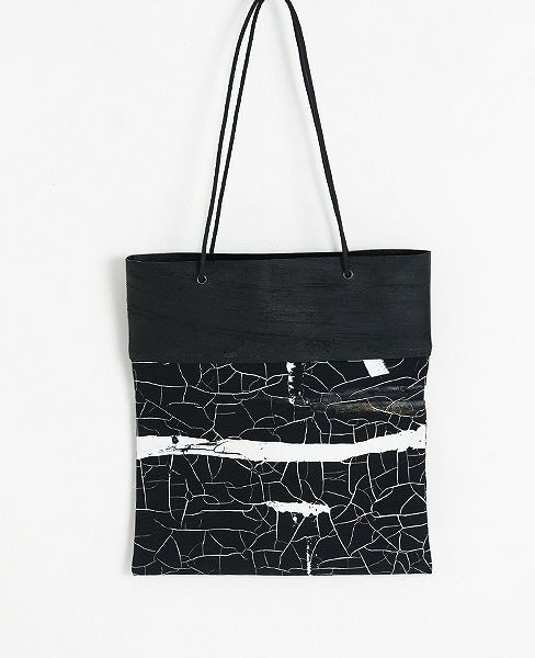 KAGARI YUSUKE.壁布トート[東京/岩本町]