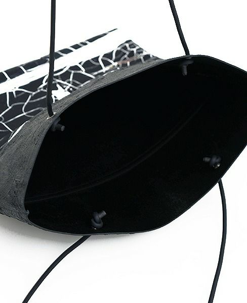 KAGARI YUSUKE.壁布トート[東京/岩本町]