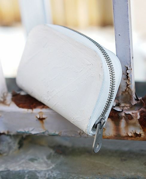 KAGARI YUSUKE.ラウンドジップ・ミニ[mw10-wh]