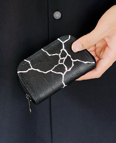 KAGARI YUSUKE.ラウンドジップ・ミニ[mw10-cc/bk]