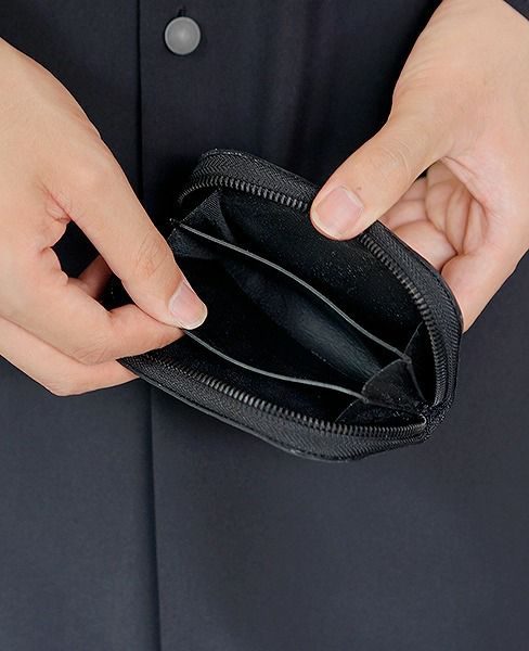 KAGARI YUSUKE.ラウンドジップ・ミニ[mw10-cc/bk]