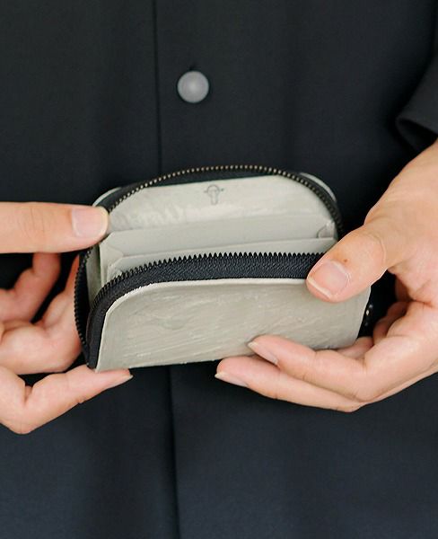 KAGARI YUSUKE.ラウンドジップ・ミニ[mw10-gr]