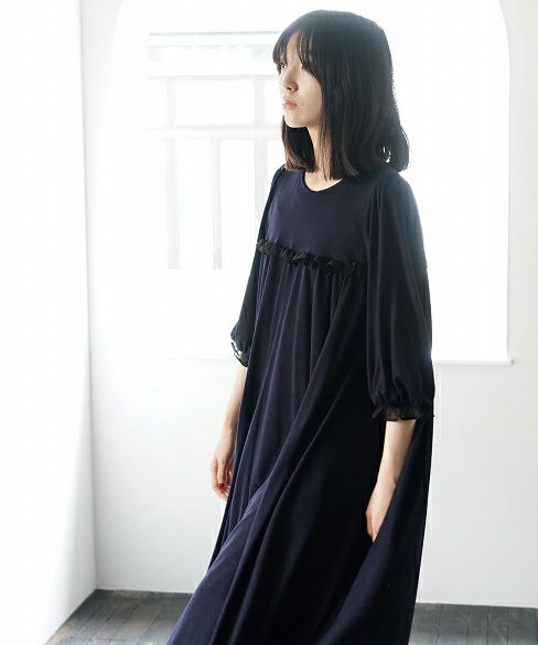Mochi.モチ.flare dress [18AW-OP-01]