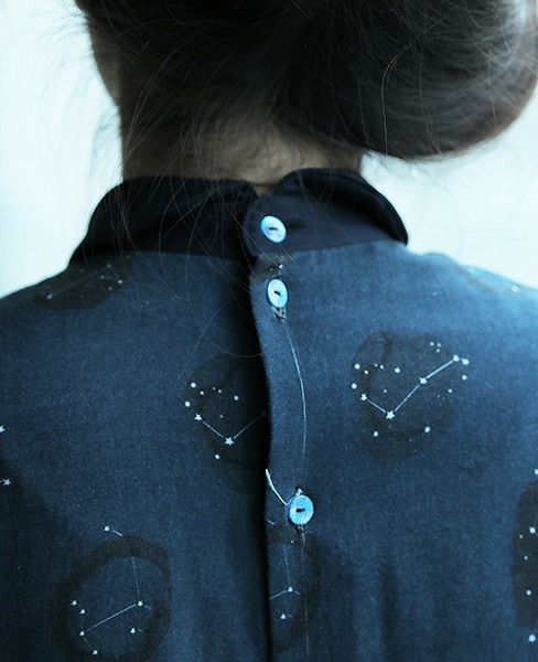 JUN OKAMOTO.星屑の中で出会ったブラウス[CH-33101/NAVY STAR]