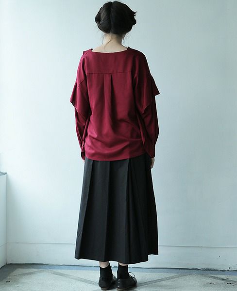 JUN OKAMOTO.赤ワインとオリーブ漬けのような関係のトップス[TOP-33192/BORDEAUX]