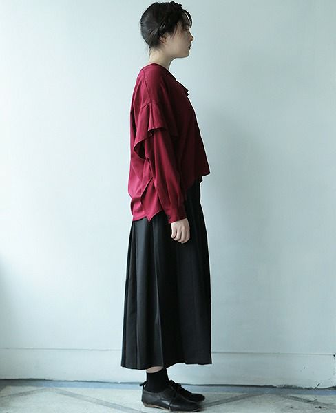 JUN OKAMOTO.赤ワインとオリーブ漬けのような関係のトップス[TOP-33192/BORDEAUX]