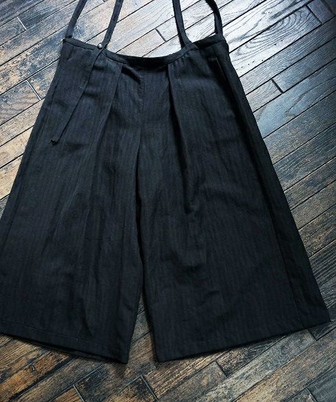 Mochi.モチ.suspenders wide pants [18AW-PT01]