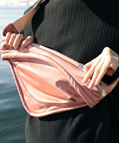 hatra ハトラ.body Bag [PINK]_