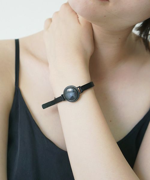 nejicommu.ネジコミュ.UNIVERSE XS [BLACK/BLACK]