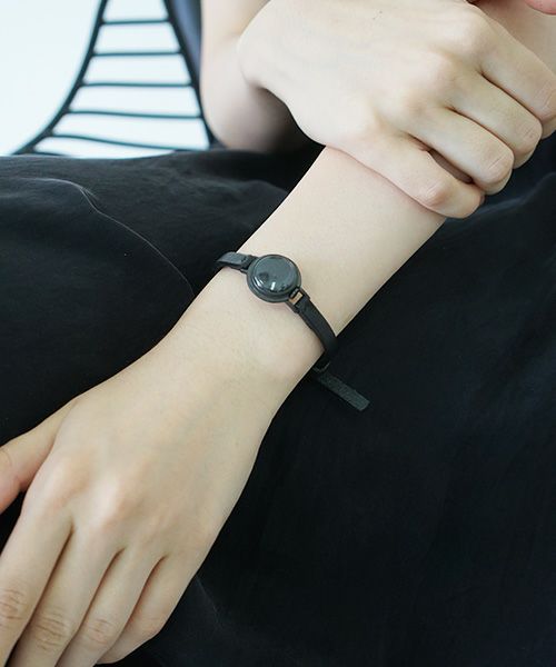 nejicommu.ネジコミュ.UNIVERSE XS [BLACK/BLACK]