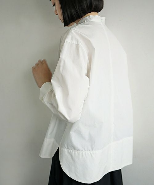 Mochi.モチ.petit high necked shirt [19SS-BL01/white]