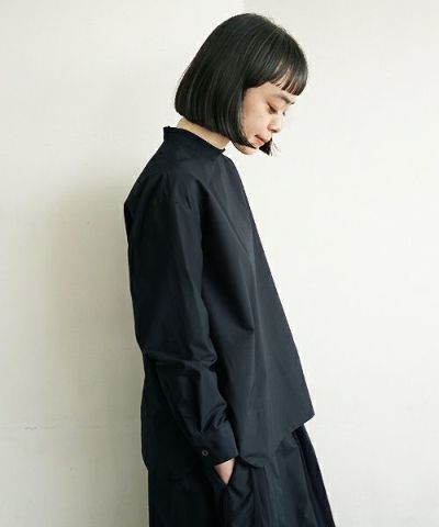 Mochi.モチ.petit high necked shirt [19SS-BL01/black]