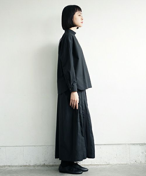 Mochi.モチ.petit high necked shirt [19SS-BL01/black]