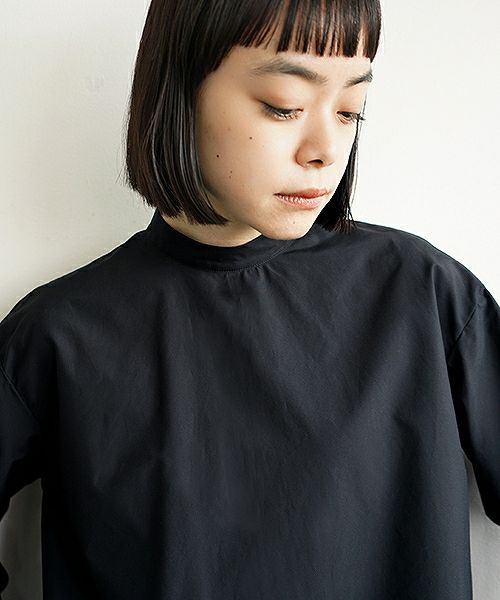 Mochi.モチ.petit high necked shirt [19SS-BL01/black]