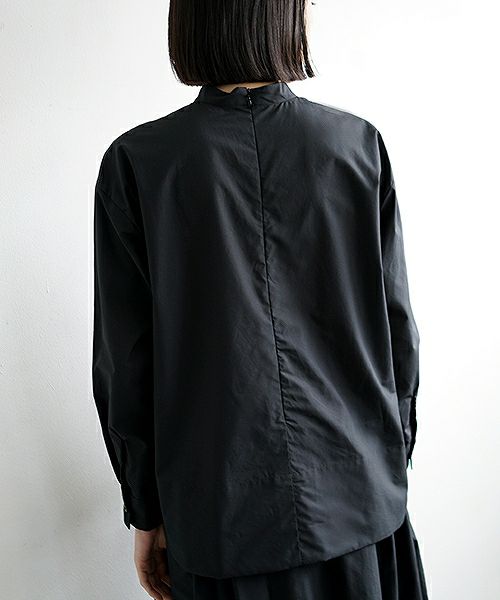Mochi.モチ.petit high necked shirt [19SS-BL01/black]