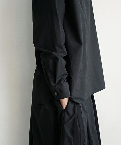 Mochi.モチ.petit high necked shirt [19SS-BL01/black]