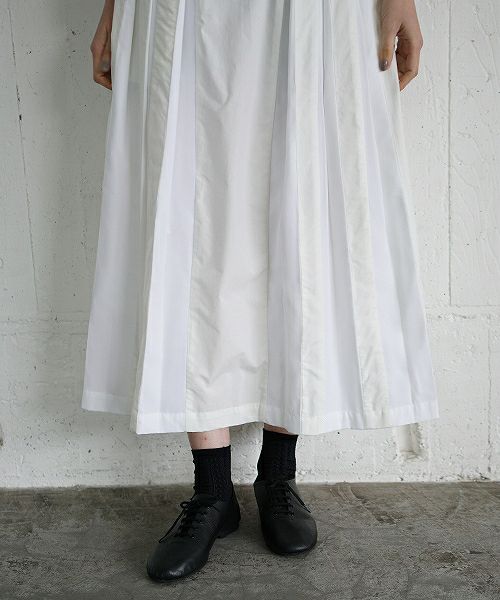Mochi.モチ.tuck long skirt [19SS-SK01/white]
