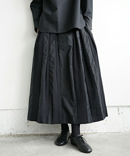 Mochi.モチ.tuck long skirt [19SS-SK01/black]