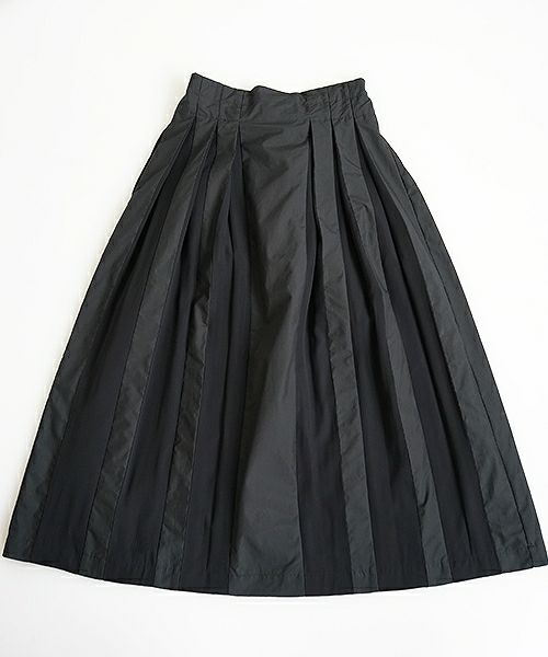 Mochi.モチ.tuck long skirt [19SS-SK01/black]