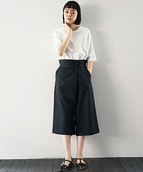 JUN OKAMOTO.羊飼いの邪魔をする風のようなパンツ[P-33101/NAVY]