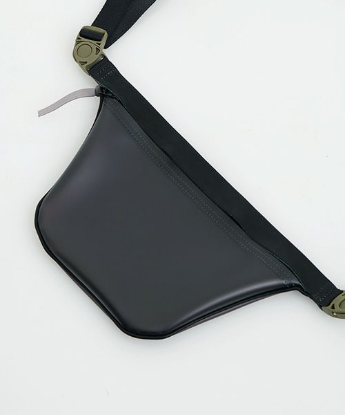 macromauro マクロマウロ.plane bag small PVC[black]_