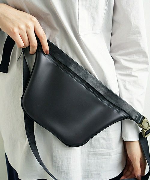 macromauro マクロマウロ.plane bag small PVC[black]_