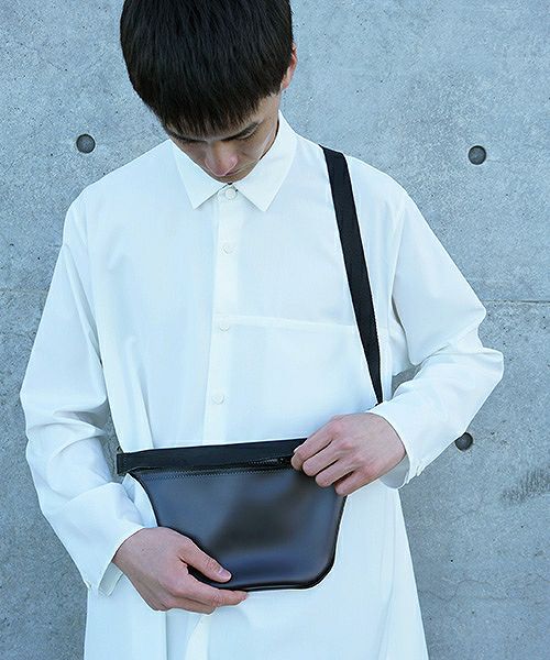 macromauro マクロマウロ.plane bag small PVC[black]_