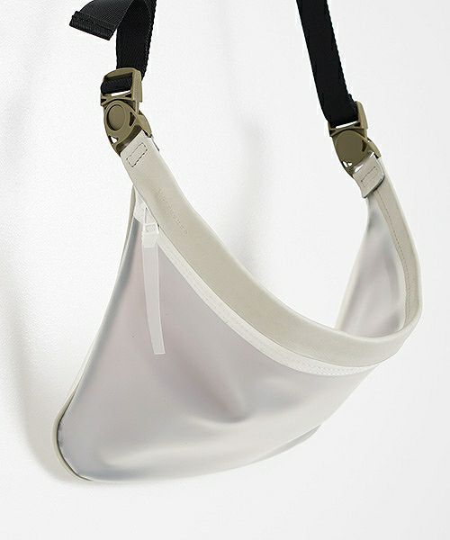 macromauro マクロマウロ.plane bag large PVC[white]_