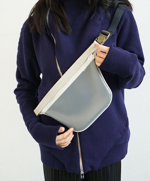 macromauro マクロマウロ.plane bag small PVC[white]_