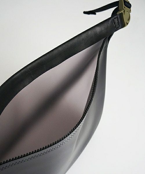 macromauro マクロマウロ.plane bag large PVC[black]_