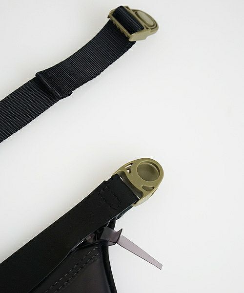 macromauro マクロマウロ.plane bag large PVC[black]_