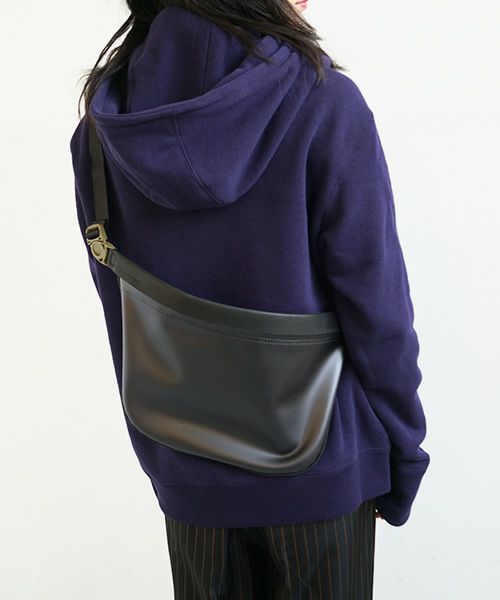 macromauro マクロマウロ.plane bag large PVC[black]_