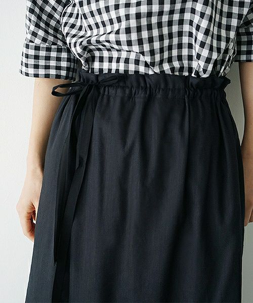 Mochi.モチ.french linen wrap wide pants [black]