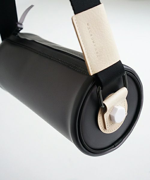 macromauro マクロマウロ.cylinder bag large PVC[black]_