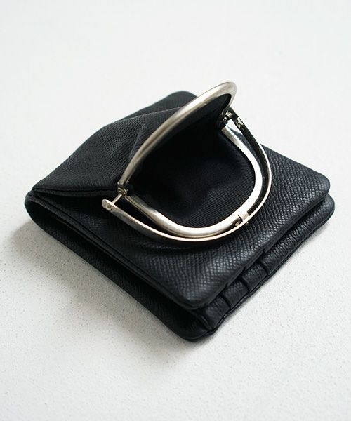 EDROBERTJUDSON.エドロバートジャドソン.frame half wallet[B01Q WL-38A / 05.BLACK]
