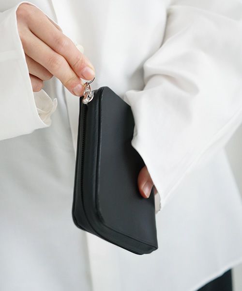 EDROBERTJUDSON.エドロバートジャドソン.HALF WALLET[B01O WL-41 / 05.black]