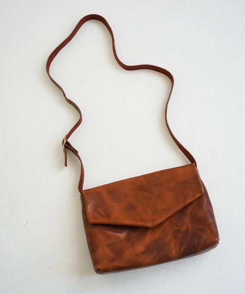 ohta.brown letter bag[ac-20B2]